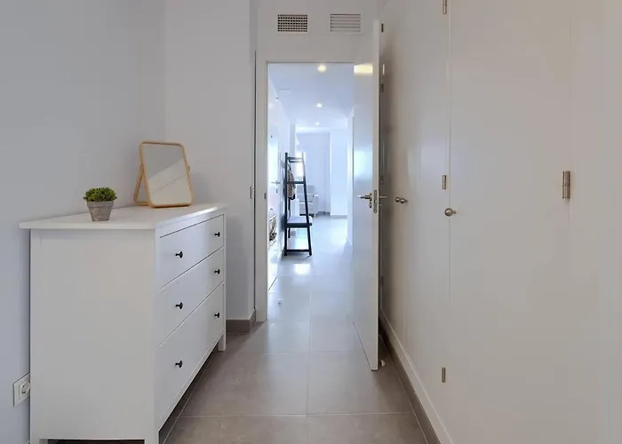 Two Minutes To The Appartement