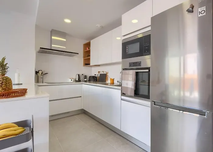 Two Minutes To The Appartement Fuengirola